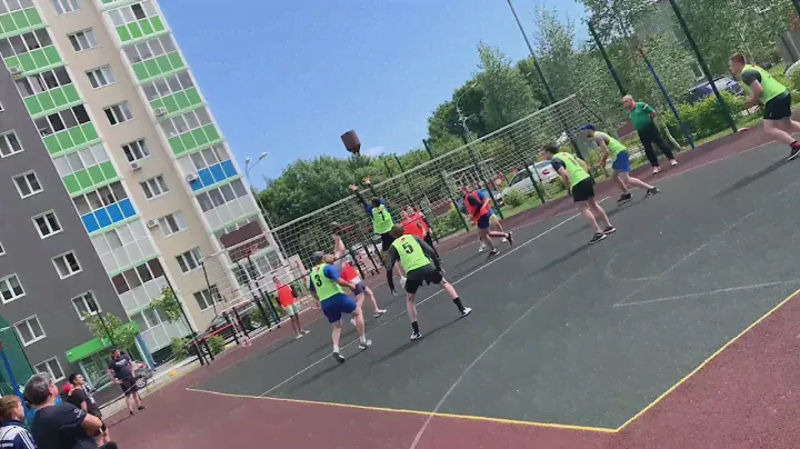 Турнир по волейболу между соседями в ЖК "Светлая Долина" 5.06.2021